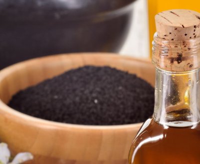 Особливості лікування прищів маслом чорного кмину