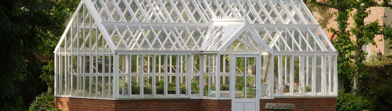 Як побудувати теплицю в англійському стилі