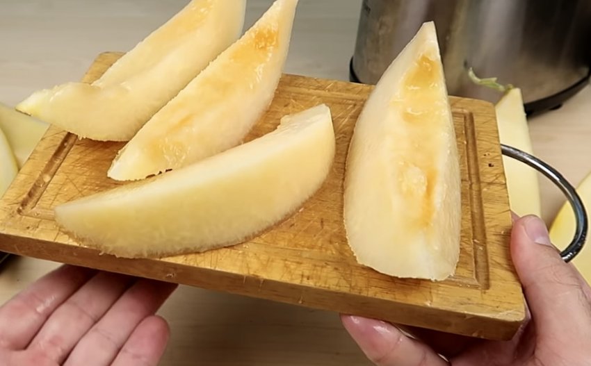 Скибочки дині