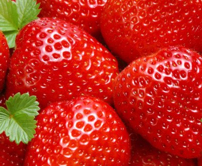 На ринках України дешевшає привізна полуниця