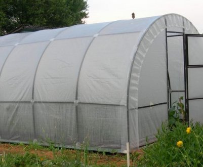 Армована плівка для теплиць
