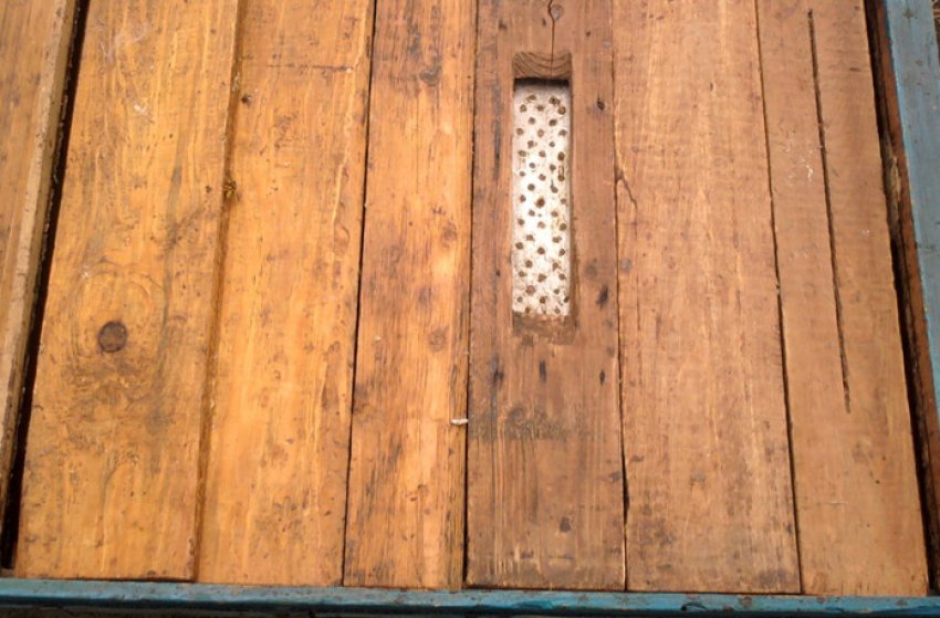 Вентиляція у вулику Вентиляція у вулику