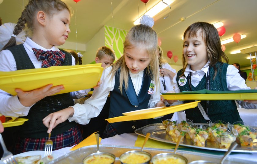 В США готовится запрет использования продуктов, обработанных хлорпирифосом, в школьном питании В США готовится запрет использования продуктов, обработанных хлорпирифосом, в школьном питании