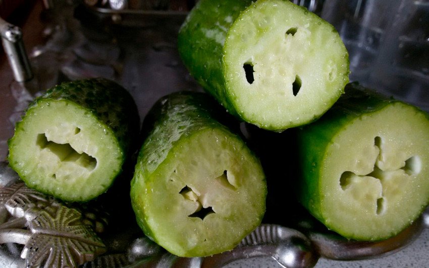 Порожнечі в огірках Порожнечі в огірках