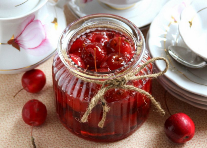 Варення з райських яблук Варення з райських яблук