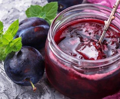 Як зварити сливове варення?