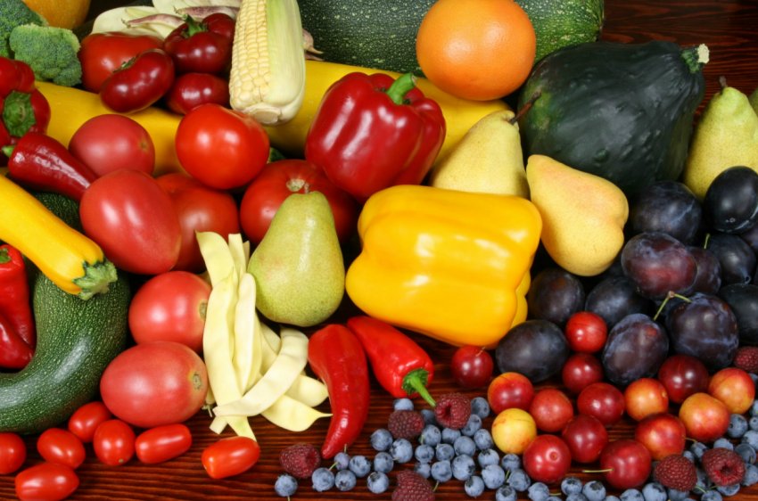 На ринках Херсона овочі місцевого вирощування коштують дорожче заморських фруктів На ринках Херсона овочі місцевого вирощування коштують дорожче заморських фруктів