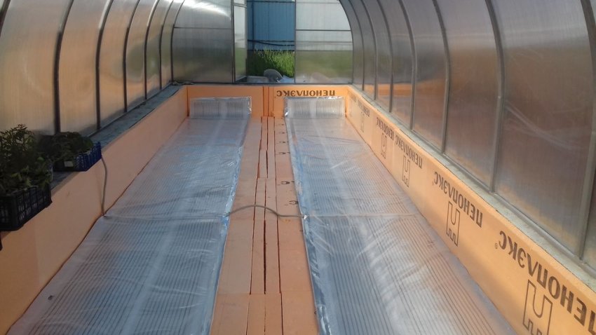 Інфрачервоні нагрівачі для тепличного підлоги Інфрачервоні нагрівачі для тепличного підлоги