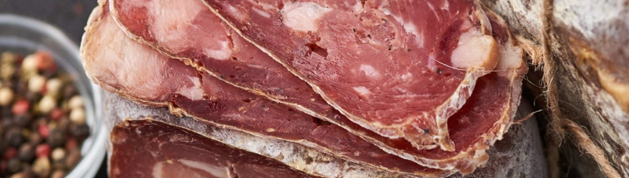 Рівненський підприємець готує оригінальну ковбасу за стародавнім рецептом