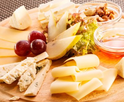 В ручній поклажі російських мандрівників почнуть шукати хамон і пармезан