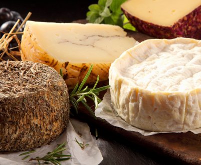 Канадська молочна компанія придбає австралійський сирний бізнес