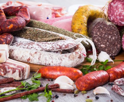 М'ясники напхали чуваську ковбасу бактеріями і клостридиями