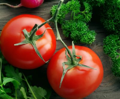 На українських ринках нарешті почали дешевшати томати