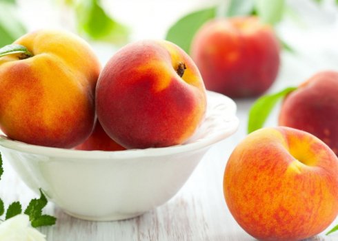 Особливості сорту персика Золотий ювілей