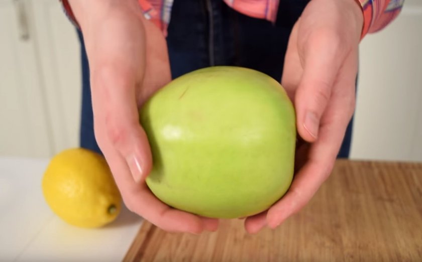 Яблочные чипсы в духовке и в микроволновке: 2 пошаговых рецепта