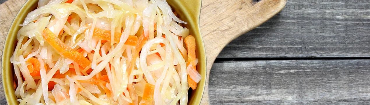 Як квасити капусту з сіллю і цукром?