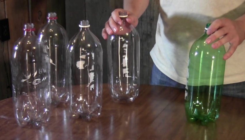 Підготовка пляшок для парника Підготовка пляшок для парника