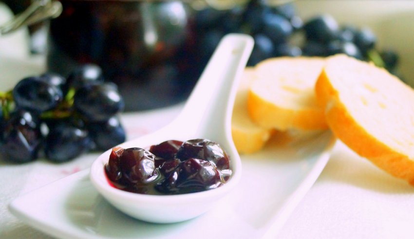 Варення з цільними ягодами Варення з цільними ягодами