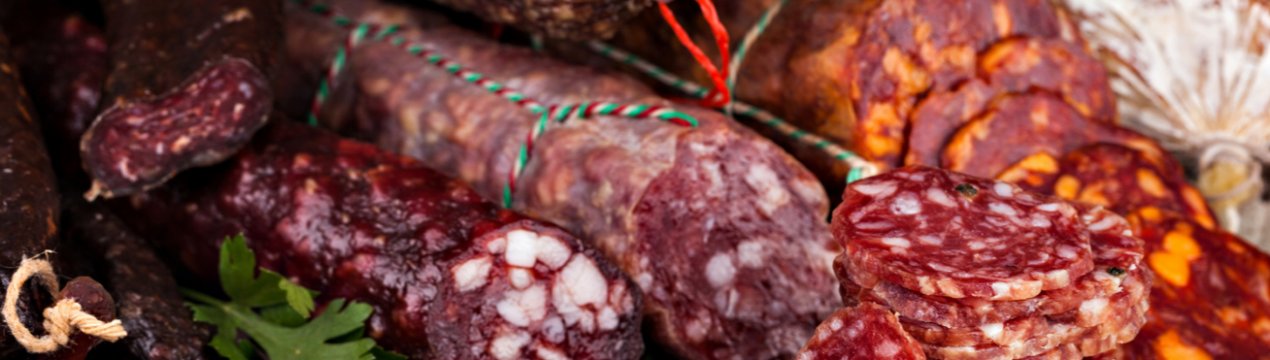 Китайський турист ледь не провіз в Росію два кіло «чумний» ковбаси