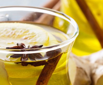 Імбирний коктейль для схуднення з додаванням яблук, лимона і кориці