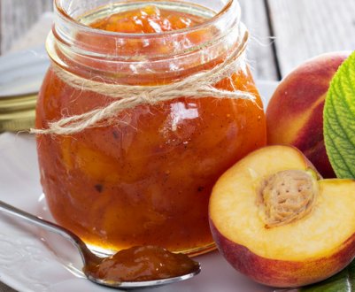 Як смачно законсервувати персики на зиму?