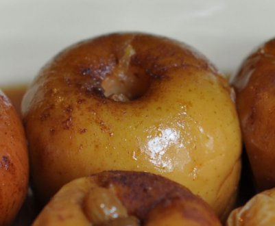 Мочені яблука з медом і житнім борошном