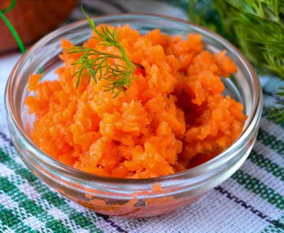 Покрокові рецепти заготовок салату "Помаранчеве диво"