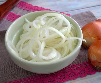 Маринування цибулі з оцтом і цукром