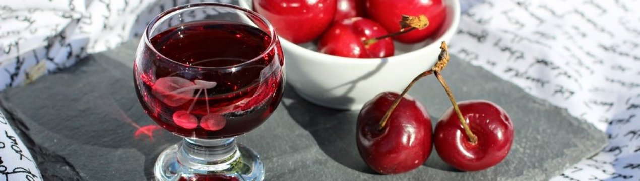 рецепт вишневого ликера в домашних условиях на водке. Смотреть фото рецепт вишневого ликера в домашних условиях на водке. Смотреть картинку рецепт вишневого ликера в домашних условиях на водке. Картинка про рецепт вишневого ликера в домашних условиях на водке. Фото рецепт вишневого ликера в домашних условиях на водке