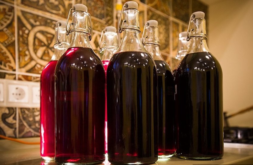 Зберігання вишневої наливки