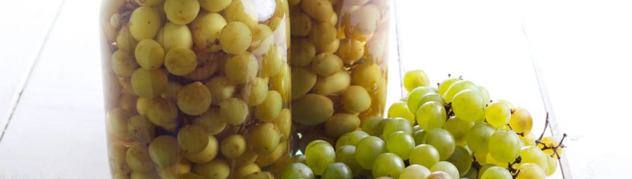 Компот із зеленого винограду на зиму рецепт