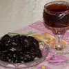 Класичний рецепт: самогон, спирт або горілка на чорносливі