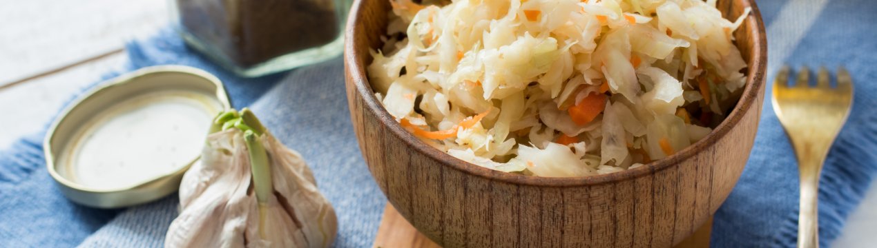 Дуже смачні рецепти капусти, квашеної на зиму