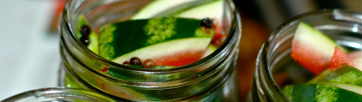 Маринуємо, квасимо, солимо і консервуємо кавуни в домашніх умовах