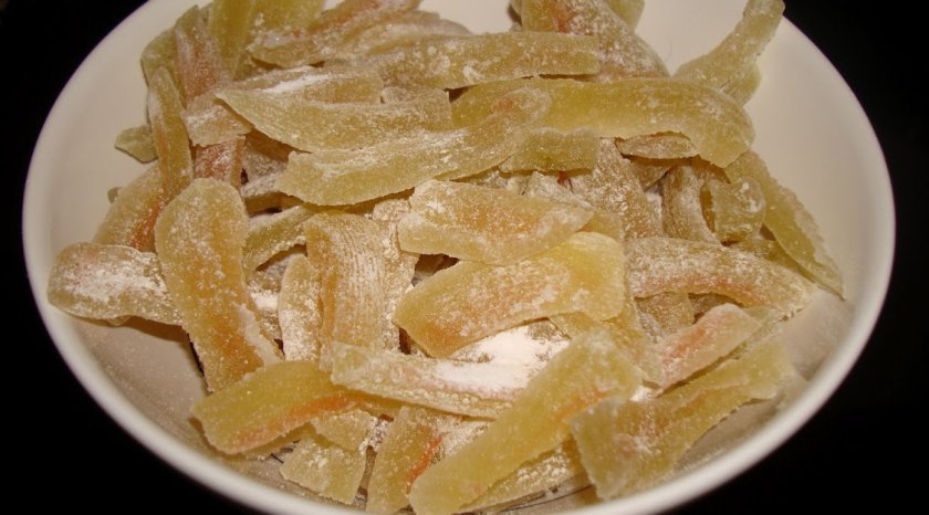 Цукаты из арбуза в сушилке