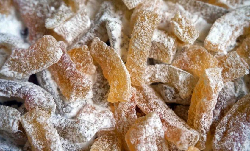 Цукаты из арбуза в сушилке