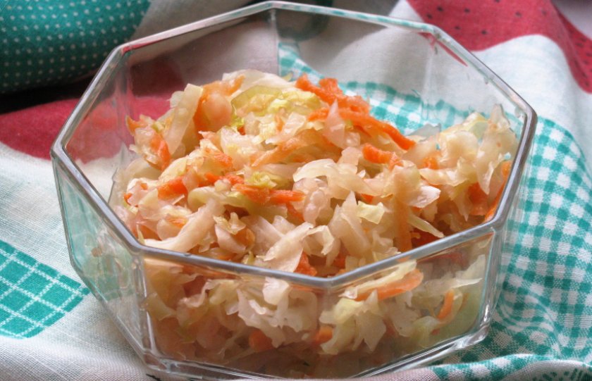 Кислая капуста с морковью Кислая капуста с морковью