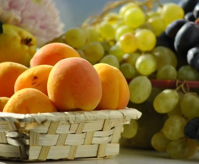 Як приготувати компот із персиків