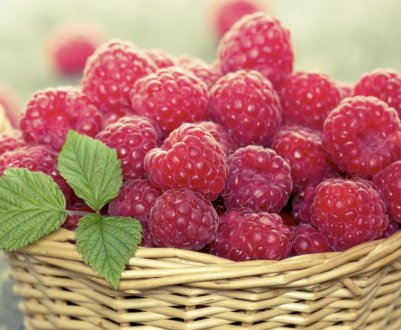 Дуже смачні заготовки з малини на зиму