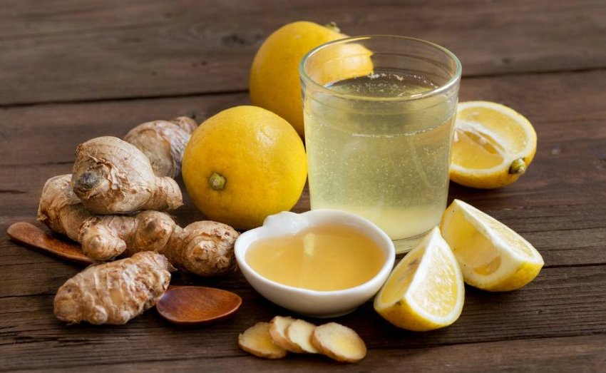 Вода з імбиром, лимоном і медом Вода з імбиром, лимоном і медом