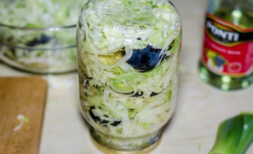 Капуста зі сливою