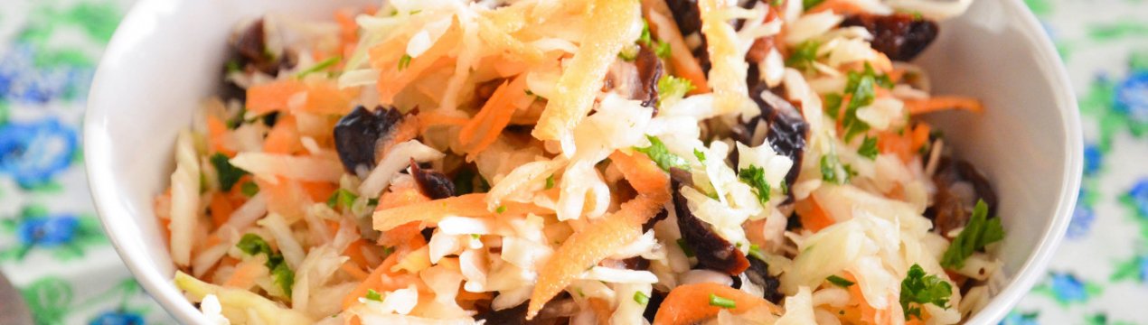 Найсмачніші рецепти заготовок капусти зі сливою на зиму