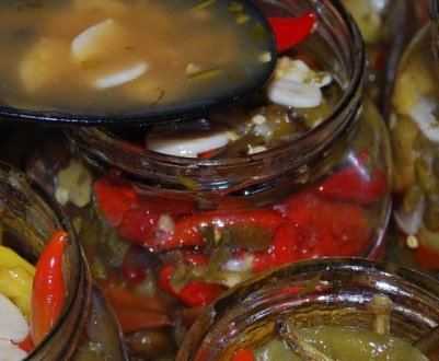 Найкращі покрокові рецепти заготовок гострого перцю на зиму