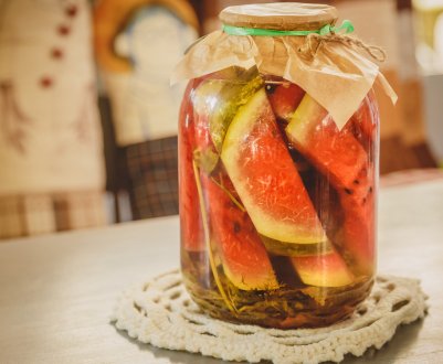 Найкращі рецепти заготовок кавунів у власному соку на зиму