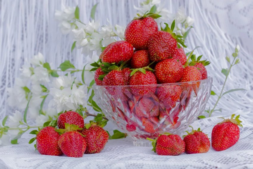 Пропозицію полуниці на ринках Західної України в 2,5 рази менше, ніж у минулому році