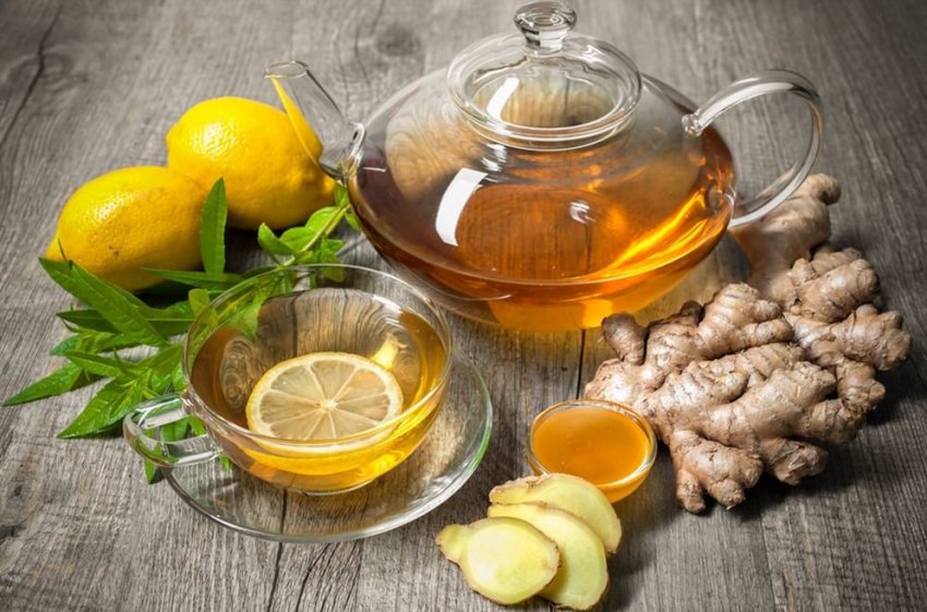 Имбирный чай с мёдом и лимоном