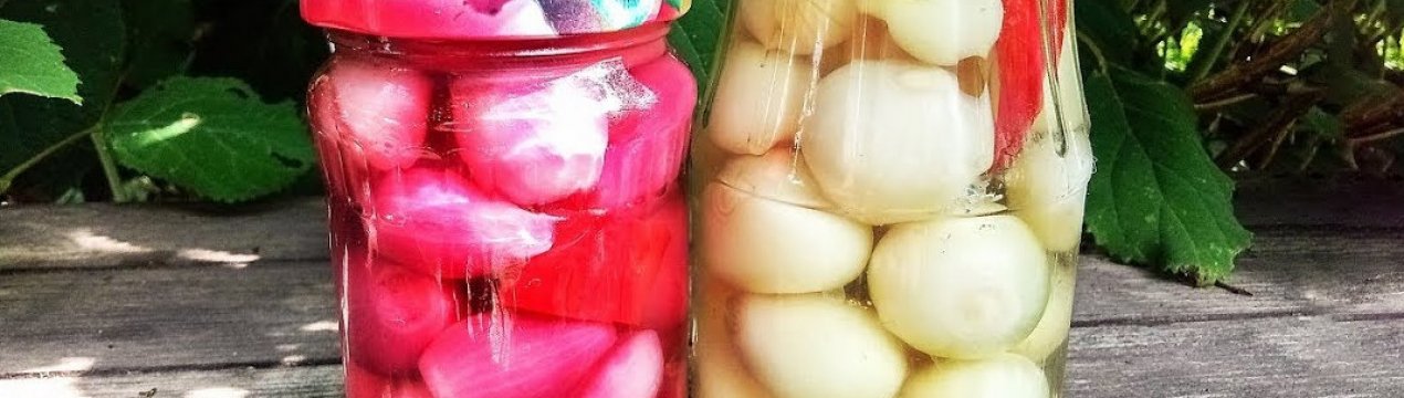 Як засолити цибулю на зиму в банках?
