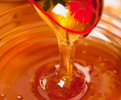 Який мед гірчить