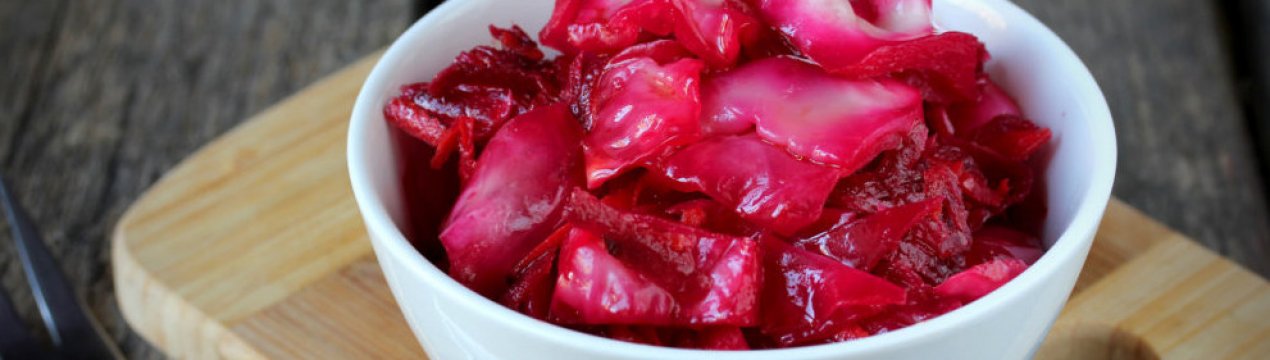 Як посолити капусту зі буряком