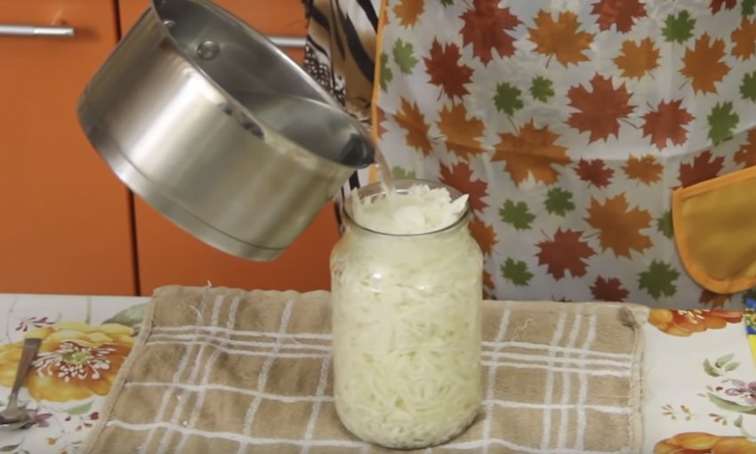 солим капусту кипятком. торт из квашеной капусты. салат капустный (в горячем маринаде). солим капусту кипятком. солим капусту кипятком.